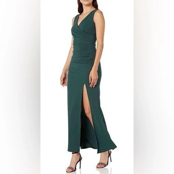 Woosea | Dresses | Nwt Woosea Forest Green Sleevelessv Neck Dual Slit Gown | Poshmark Woosea | Dresses | Nwt Woosea Forest Green Sleevelessv Neck Dual Slit Gown | Poshmark